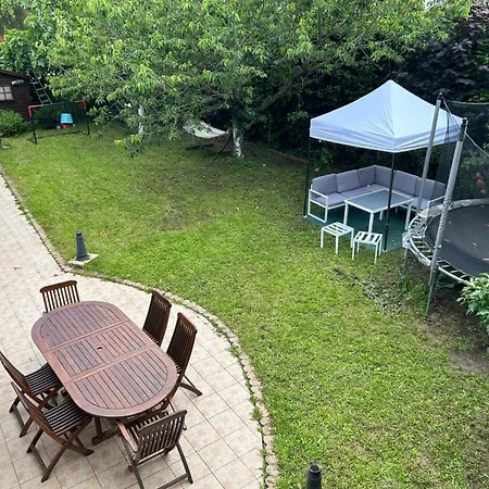 Hébergement de vacances Tres Belle Maison Avec Jardin *